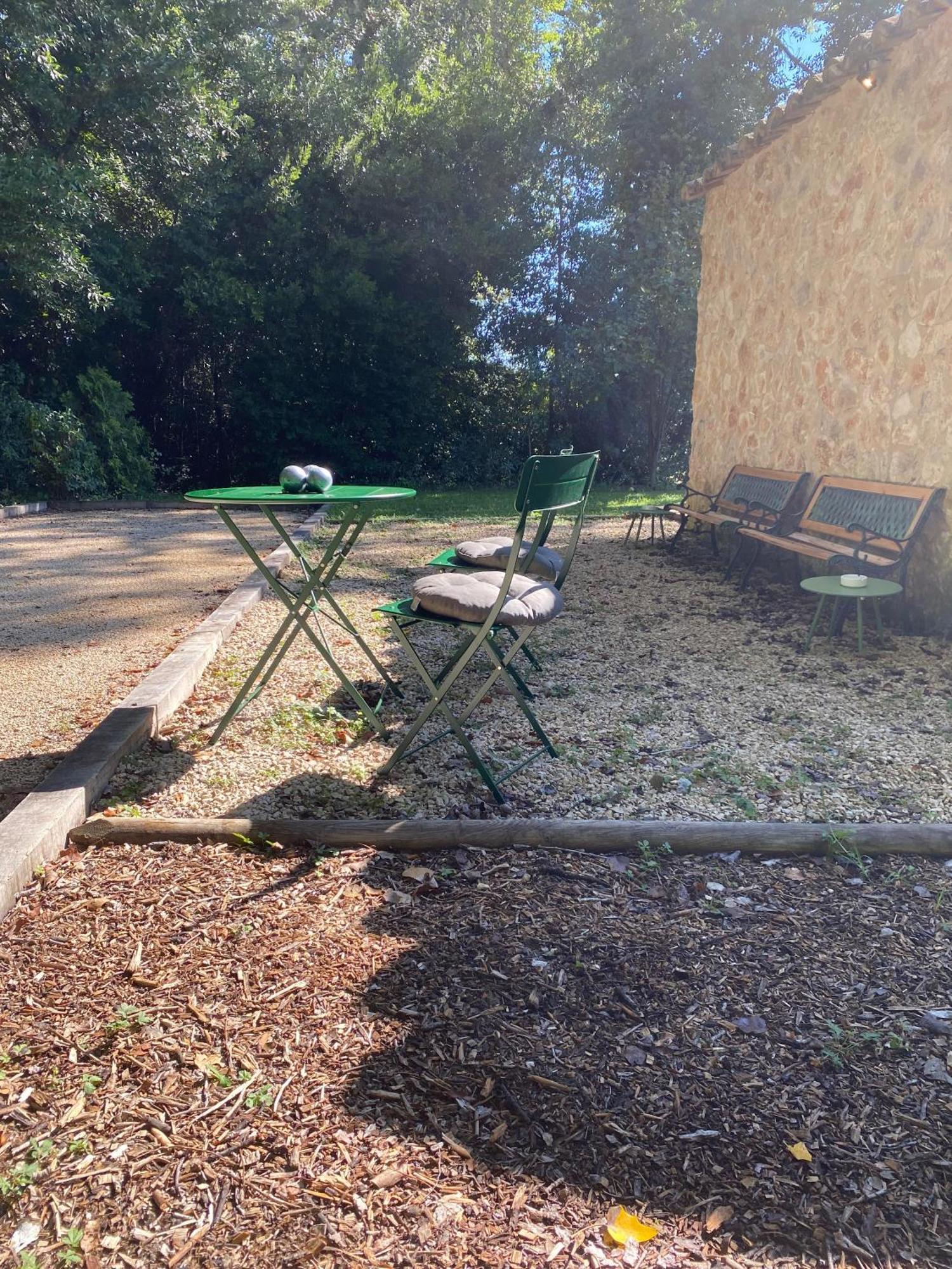 Mas De L'Ile Bed & Breakfast Avignon Exterior photo