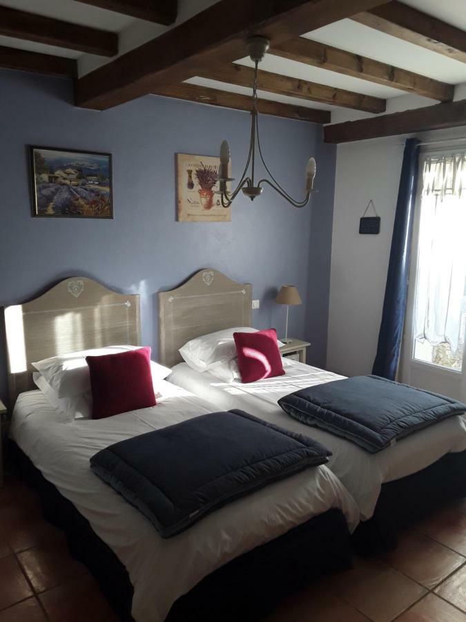 Mas De L'Ile Bed & Breakfast Avignon Exterior photo
