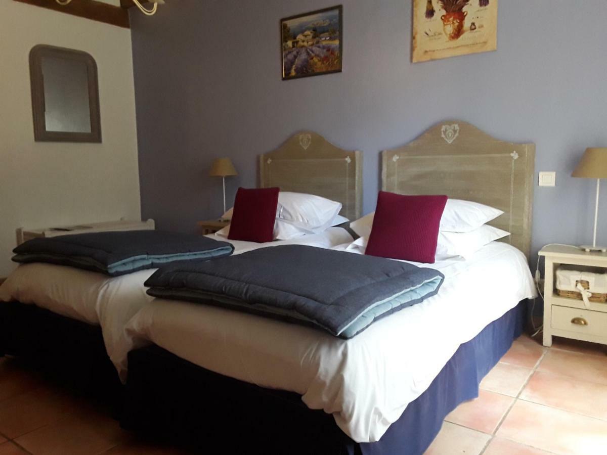 Mas De L'Ile Bed & Breakfast Avignon Exterior photo